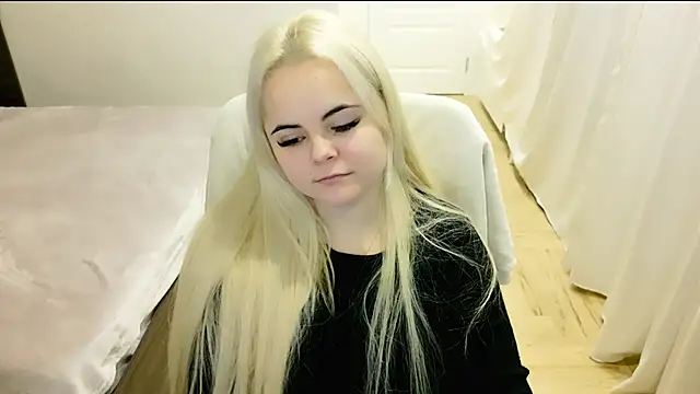 lovely-eyes online show from February 2025 09:13:02 PM