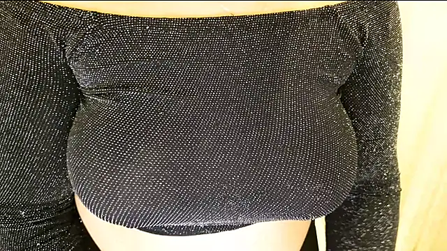 lovely-eyes online show from March 2025 10:40:01 PM