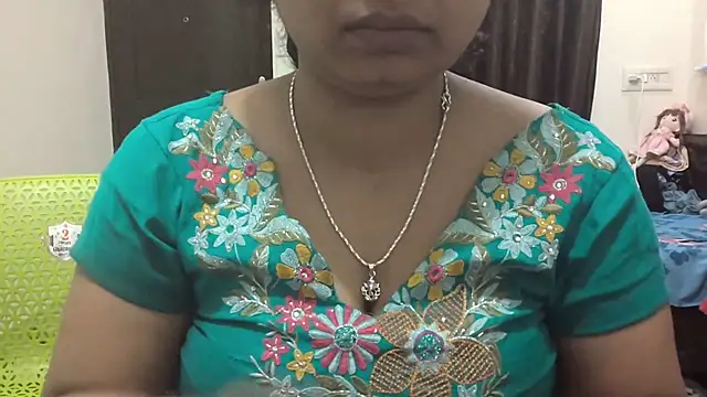 Snapshot of Gulaboo_bhabi chatting on February 2025 07:10:02 PM Gulaboo bhabi online show from February 2025 07:10:02 PM