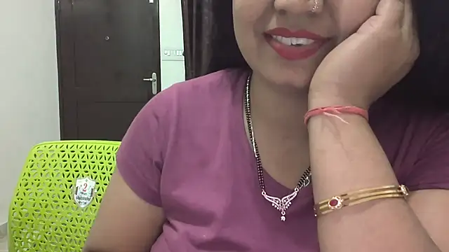 Snapshot of Gulaboo_bhabi chatting on February 2025 03:31:02 PM Gulaboo bhabi online show from February 2025 03:31:02 PM