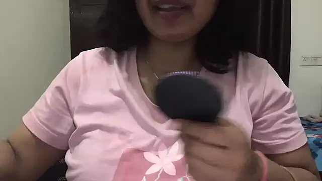 Snapshot of Gulaboo_bhabi chatting on March 2025 04:01:01 PM Gulaboo bhabi online show from March 2025 04:01:01 PM