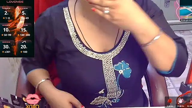 Snapshot of Gulaboo_bhabi chatting on September 2025 12:28:02 PM Gulaboo bhabi online show from September 2025 12:28:02 PM