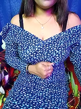 Snapshot of beauty_alina chatting on February 2025 03:21:02 PM beauty alina online show from February 2025 03:21:02 PM