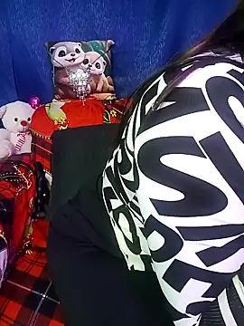 Snapshot of beauty_alina chatting on February 2025 12:27:01 PM beauty alina online show from February 2025 12:27:01 PM