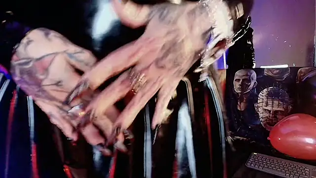 MorganaCrowley online show from September 2025 08:08:01 PM