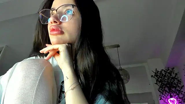 IreneVON online show from February 2025 05:30:02 AM