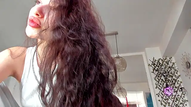 IreneVON online show from February 2025 02:41:01 PM