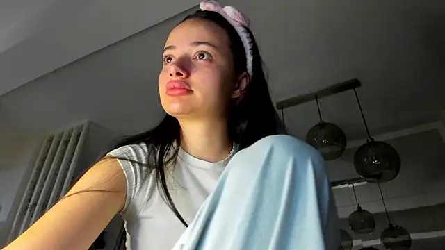 IreneVON online show from October 2025 04:53:02 AM