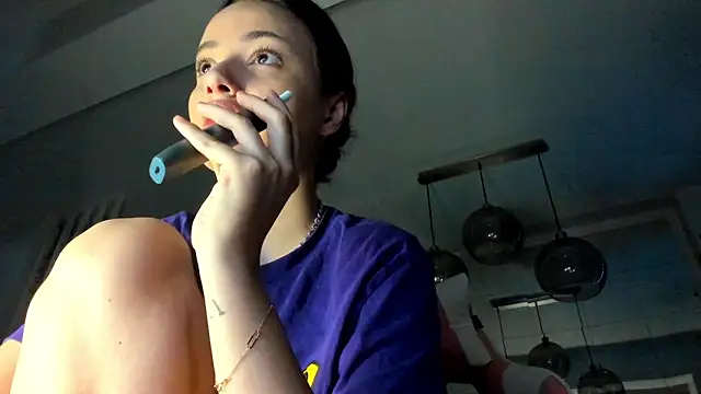 IreneVON online show from October 2025 04:46:02 AM