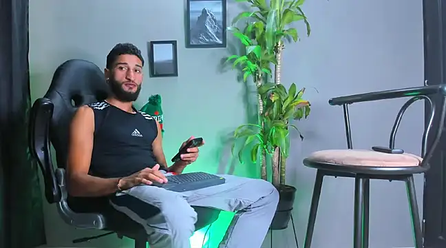 Damian 022 online show from December 2024 03:39:01 PM