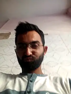 sagarghai07 online show from April 2026 10:16:01 AM