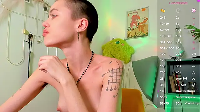 PamelaYong online show from December 2024 05:15:02 PM