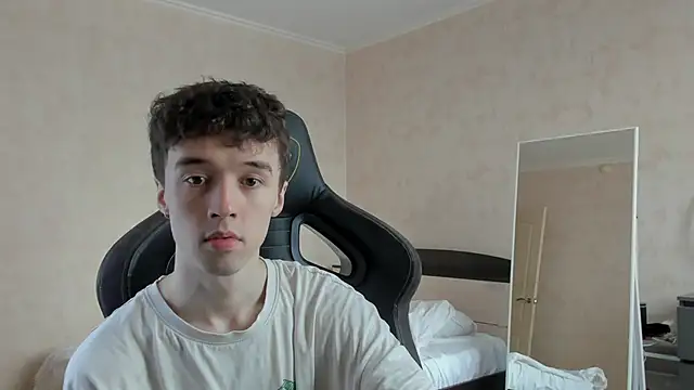 MasonWarholl online show from February 2026 11:38:02 AM