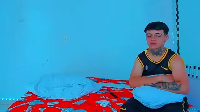 HOT boy2025 online show from January 2025 06:12:02 PM