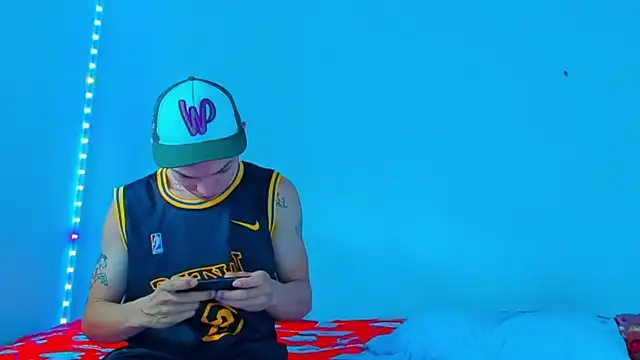 HOT boy2025 online show from March 2025 04:04:01 PM