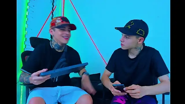 HOT boy2025 online show from September 2025 05:05:02 PM