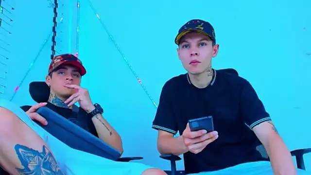 HOT boy2025 online show from October 2025 06:49:02 PM