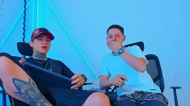 HOT boy2025 online show from October 2025 05:41:01 AM