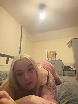 Submissivequeenjessie online show from December 2024 02:12:02 AM