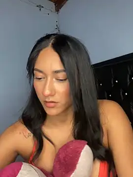 mailyreid online show from February 2025 04:03:01 AM