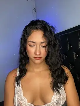 mailyreid online show from February 2025 04:31:01 AM