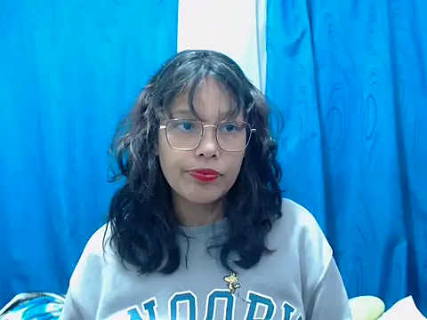 home vlak online show from July 2026 10:34:02 PM