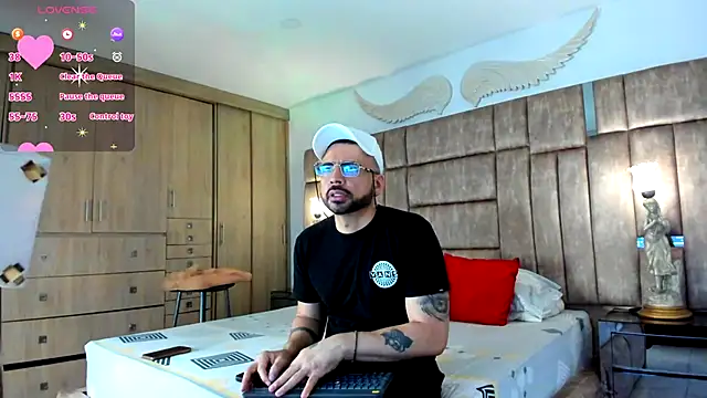 Snapshot of petterwilly1 chatting on October 2025 09:05:02 PM petterwilly1 online show from October 2025 09:05:02 PM