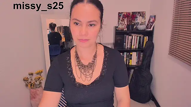 gigi stephans online show from March 2026 02:13:02 AM