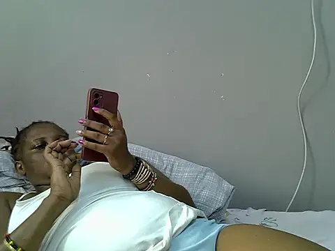 Snapshot of Hot_Caro chatting on December 2024 01:07:02 PM Hot Caro online show from December 2024 01:07:02 PM