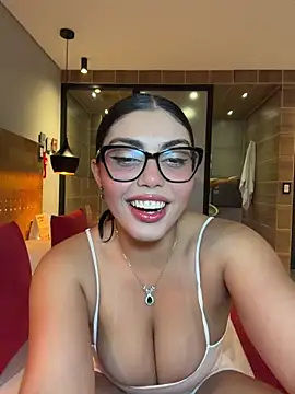 zui lu online show from February 2026 01:36:02 AM