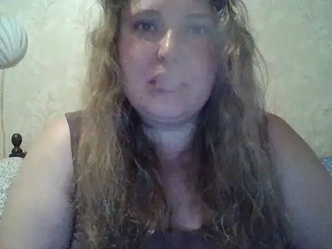Snapshot of ParisMimi chatting on May 2026 08:42:02 AM ParisMimi online show from May 2026 08:42:02 AM
