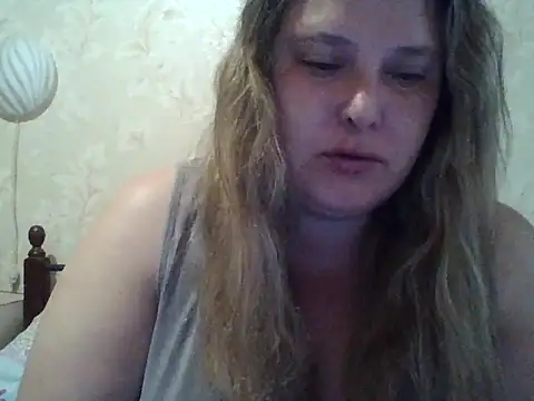 Snapshot of ParisMimi chatting on June 2026 05:54:02 AM ParisMimi online show from June 2026 05:54:02 AM