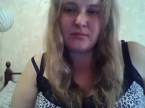 Snapshot of ParisMimi chatting on June 2026 08:31:02 AM ParisMimi online show from June 2026 08:31:02 AM