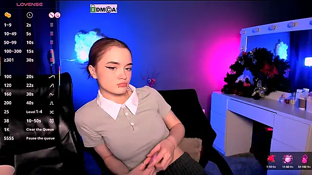 liana kisses online show from February 2025 05:31:02 AM