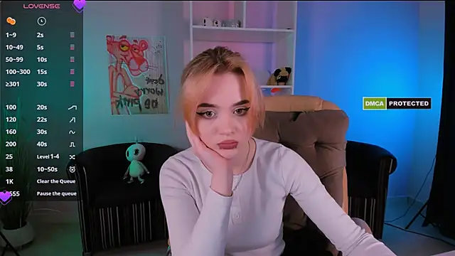 liana kisses online show from March 2025 08:11:01 PM