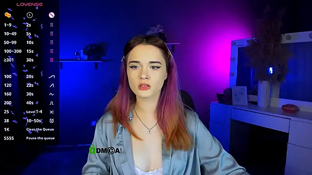 liana kisses online show from September 2025 07:13:01 PM