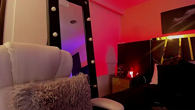 Snapshot of ChloeConnorr chatting on March 2025 06:33:02 AM ChloeConnorr online show from March 2025 06:33:02 AM