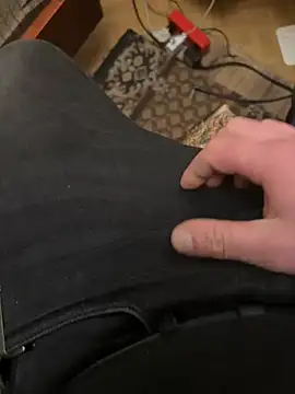 Snapshot of Ariel_Ari chatting on January 2025 12:25:02 PM Ariel Ari online show from January 2025 12:25:02 PM