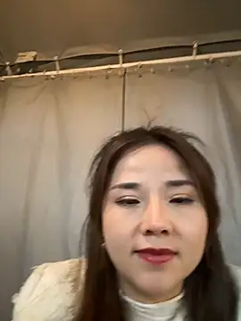 Snapshot of Efangfang chatting on December 2024 10:39:02 AM Efangfang online show from December 2024 10:39:02 AM