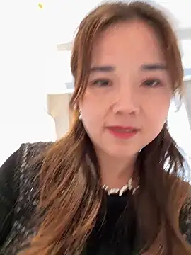 Snapshot of Efangfang chatting on December 2024 04:09:01 AM Efangfang online show from December 2024 04:09:01 AM