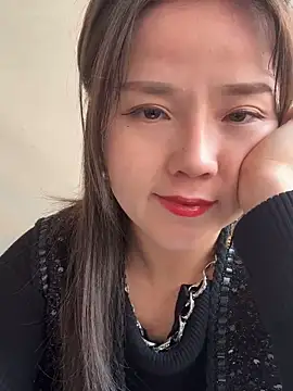 Snapshot of Efangfang chatting on December 2024 06:14:01 AM Efangfang online show from December 2024 06:14:01 AM