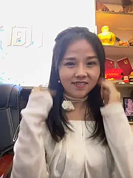 Snapshot of Efangfang chatting on December 2024 02:40:02 PM Efangfang online show from December 2024 02:40:02 PM