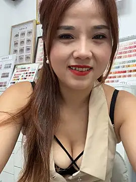 Snapshot of Efangfang chatting on September 2025 05:31:01 AM Efangfang online show from September 2025 05:31:01 AM