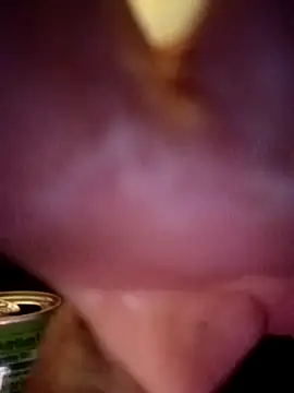 Snapshot of Bigloggz chatting on March 2026 01:12:01 AM Bigloggz online show from March 2026 01:12:01 AM