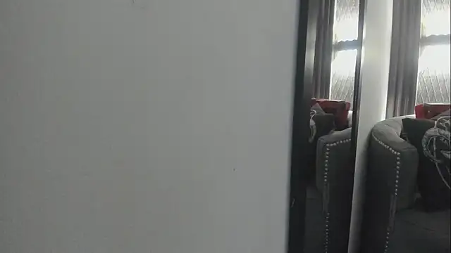 selene red  online show from January 2026 01:48:01 PM