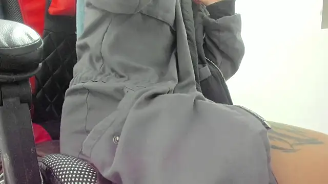 selene red  online show from March 2026 01:22:02 AM