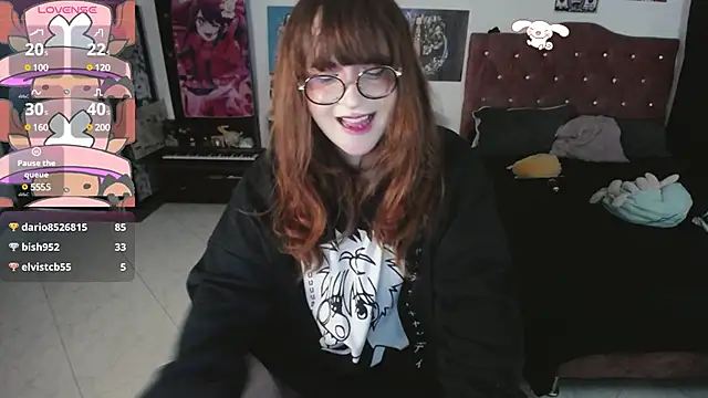 Avril2001 online show from December 2024 03:04:02 AM