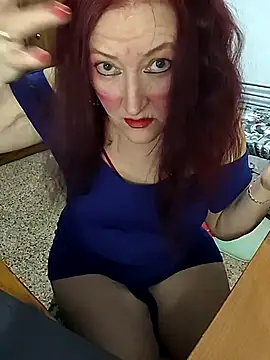 SabrinaXlovess online show from December 2025 06:57:02 PM