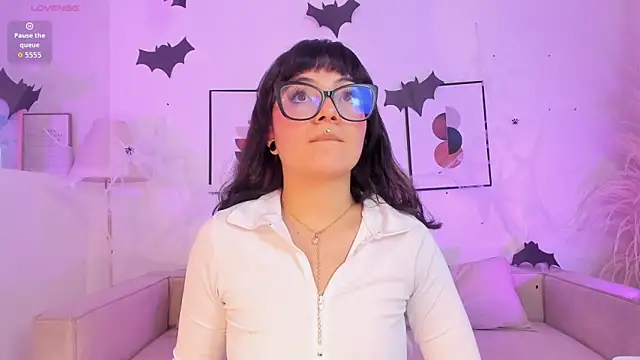 Sweet Namii online show from October 2025 06:01:01 PM