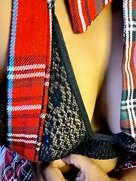 VR here 4U online show from February 2026 06:50:01 PM